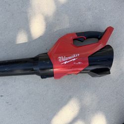 Milwaukee M18 Blower