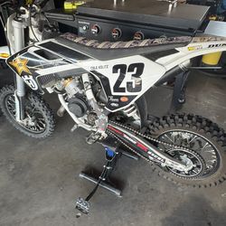 65cc 2016 husqavra Dirt Bike