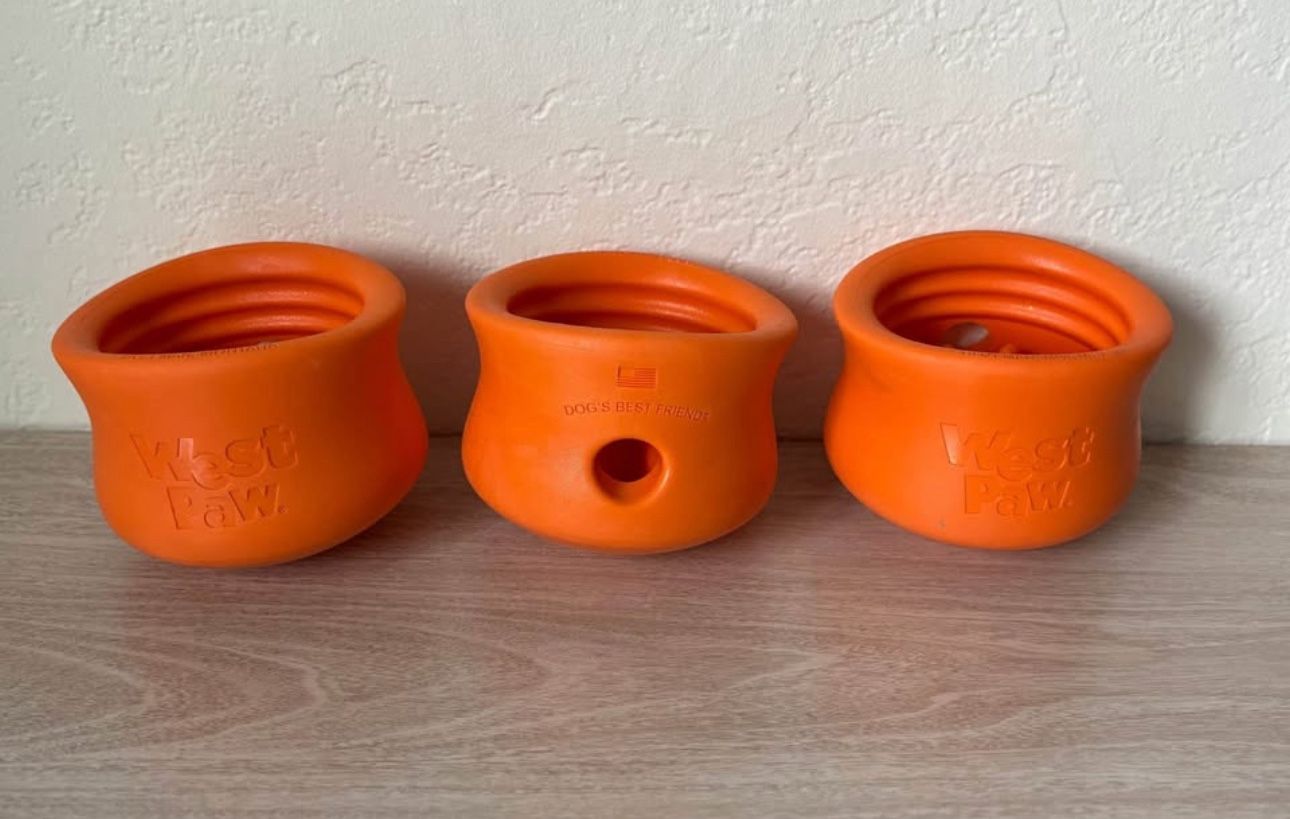 XL dog toppls