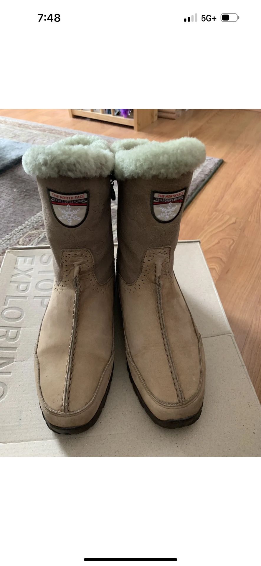 The North Face Women’s Winter Snow Boots Size 8
