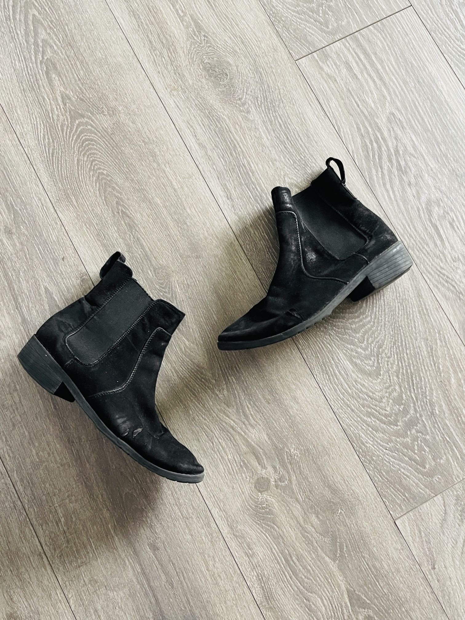 H&M black booties A