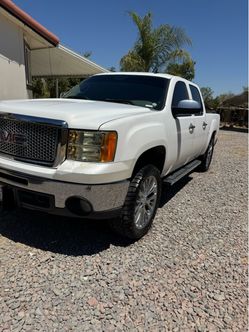 2011 GMC Sierra