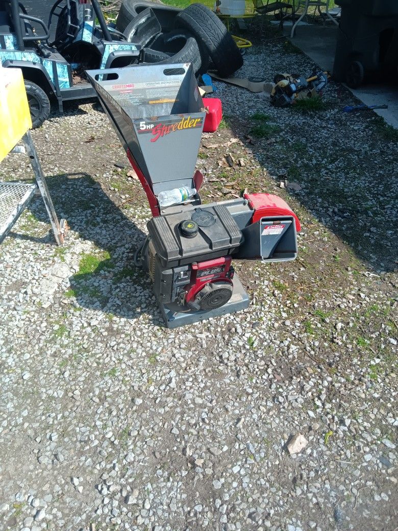 Wood chipper 