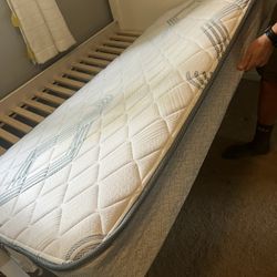 Twin mattress - Free