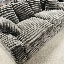 Super Nice Stunning Cozy Couch