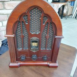 Vintage Looking Radio Electric 