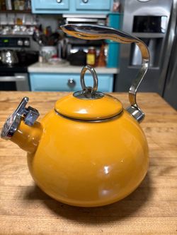 Vintage Tivoli yellow enameled teapot kettle