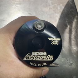 Boss Accurate Valiant 300 RH Reel