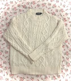 White Rory Gilmore Knitted Sweater size small