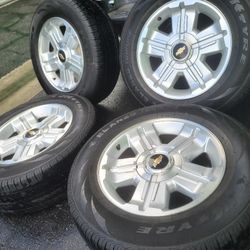 Wheel 18 6 Lugs Like New Tires And Rims 