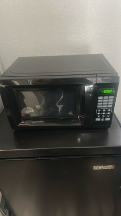 700 watt  Walmart brand microwave