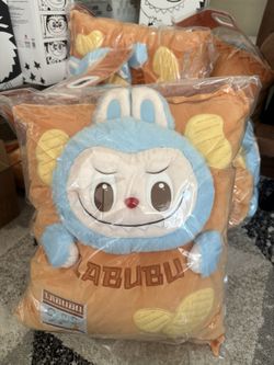 THE MONSTERS Wacky Mart Series-Pillow (Chips)
