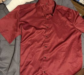 Red Xl Dress Shirt Men $10