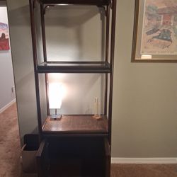 Wicker Tall Shelf w Glass Shelves