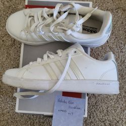 Adidas Neo Cloudfoam (Women's) sz 7