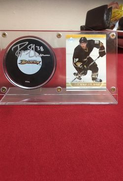 Signed Anaheim Ducks Puck