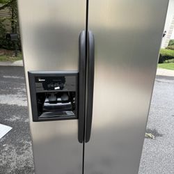 Kenmore Refrigerator 