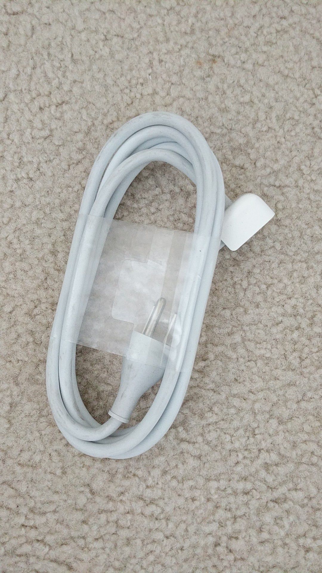New Apple 6 ft extension cord