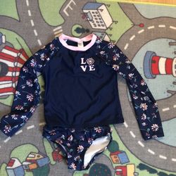 Girl swimsuit
