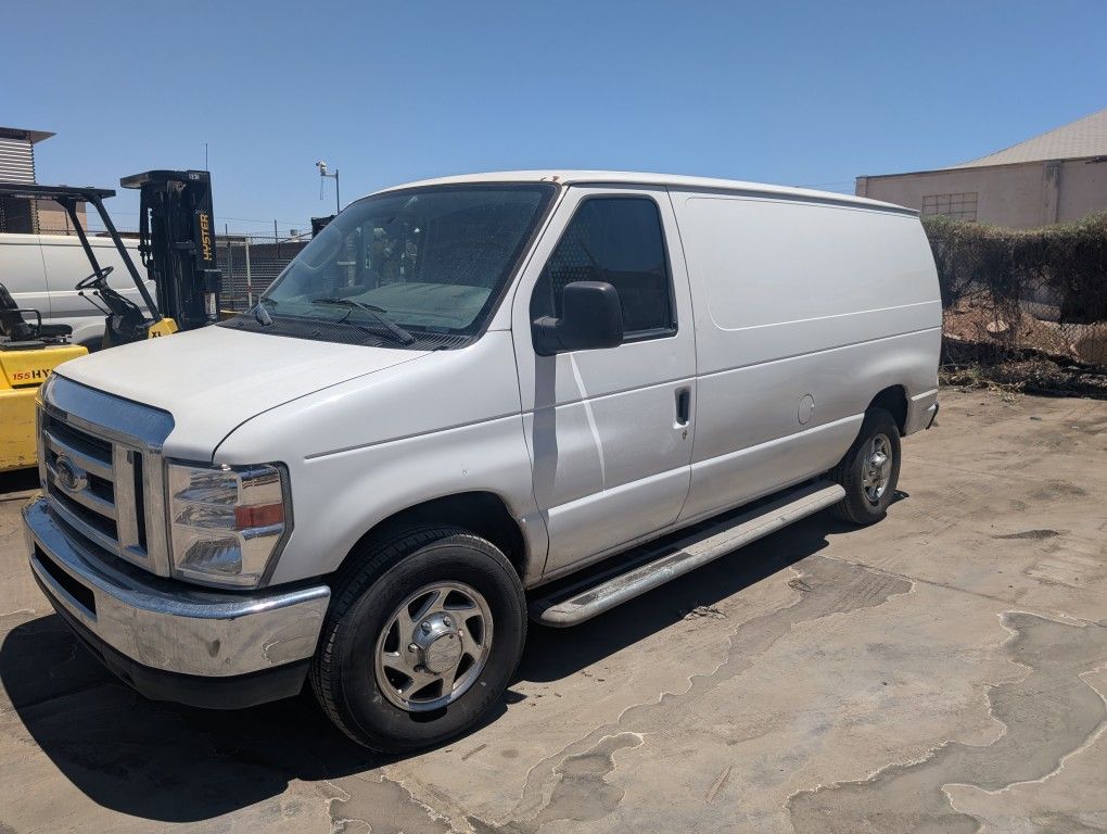 2014 Ford E-250