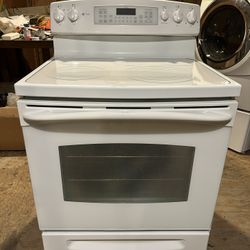 GE ELECTRIC STOVE