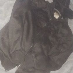 Must Get Black Sweatshirt !