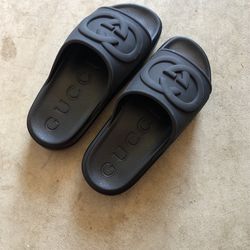 Gucci Shoes Size 8-9