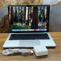 Apple MacBook Pro 2024 Laptop 14 Inch M4 Pro 12-Core 1TB 48GB RAM 16 GPU A3401 Like NEW!!apple,apple MacBook Pro,M4 Pro Chip,2024 MacBook Pro M4 Pro 