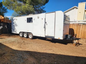 24ft box trailer enclosed car hauler $7600