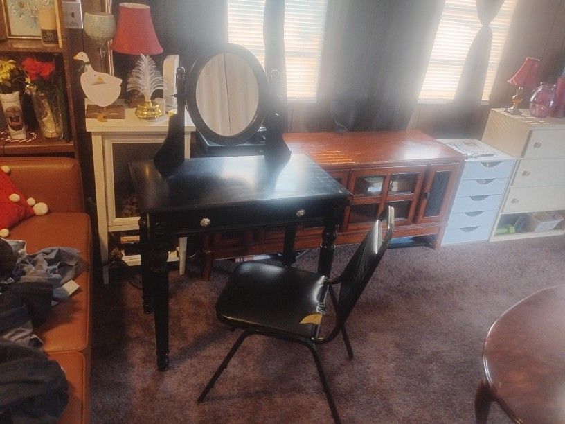 Black Vanity With Chair.