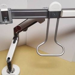 Humanscale DUAL Monitor Arm Stand 