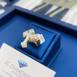 Ring Cross Diamonds 💎 10k 