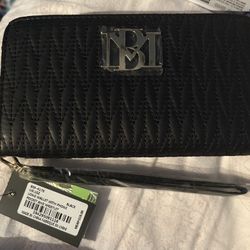 Brand New Badgley mischka Wallet