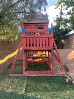 Play house swing set