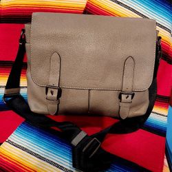 Coach Messenger Bag In Pebble Grey