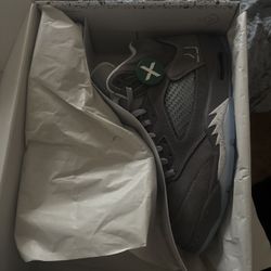 Wolf Grey Jordan 5’s