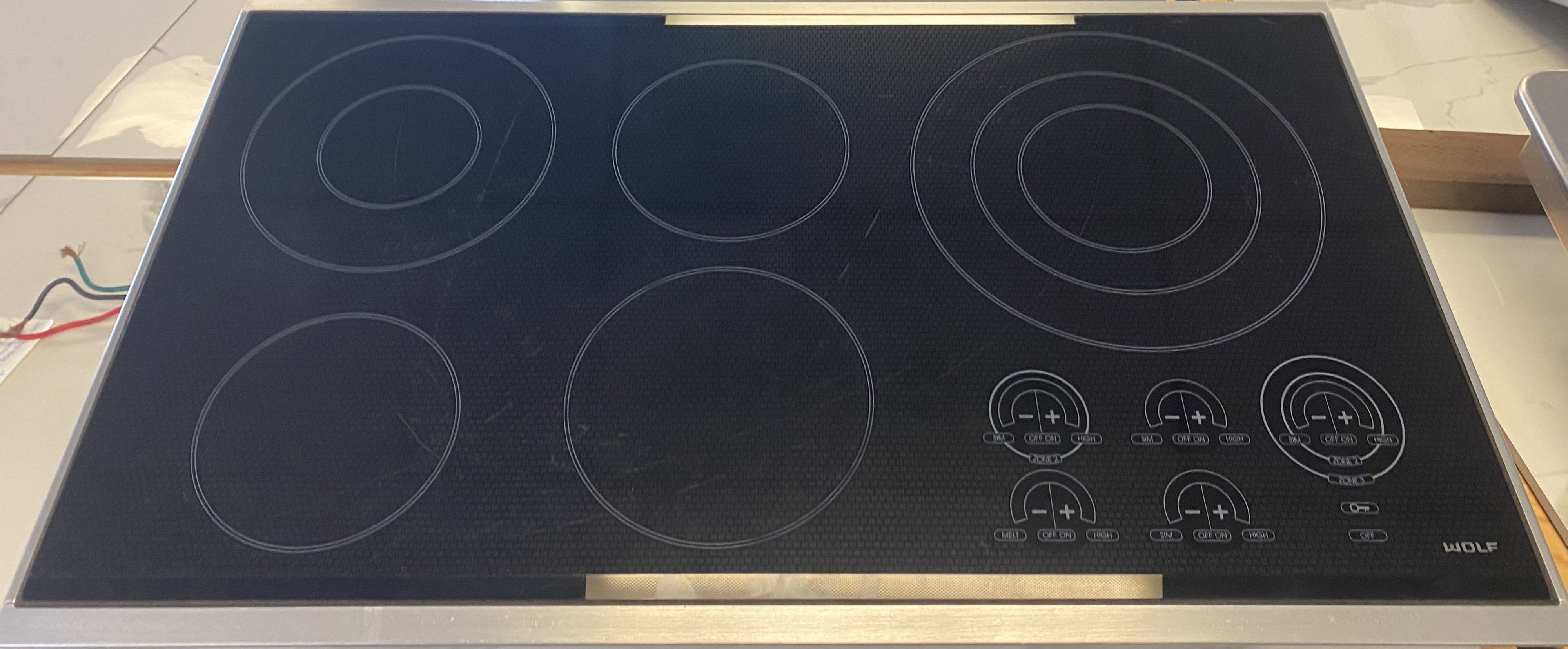 Black Wolf Five Burner Glass Top Electric Cooktop (7-0006)
