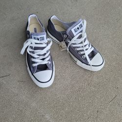 Converse Women's 6.5 Grey