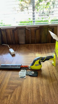 RYOBI ONE+ 18V Cordless Grass Shear and Shrubber Trimmer
