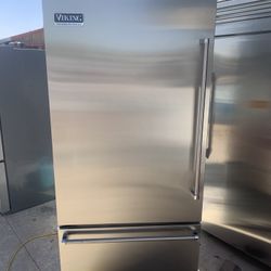 Viking 36 Fridge Works Perfect In Good Condition. Free Delivery To The Garage.