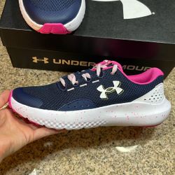 Underarmour Shoes Size 7Y