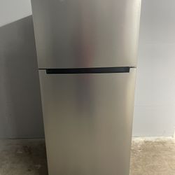 Vissani Stainless Refrigerator NEW SCRATCH N DENT ‼️60 Day Warranty‼️