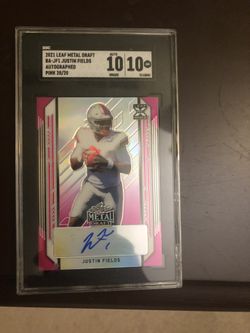 Justin Fields Autographed Rookie card  20/20