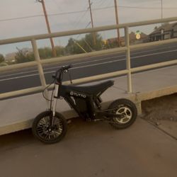 Tuttio TRADES ONLY FOR SUPER 73