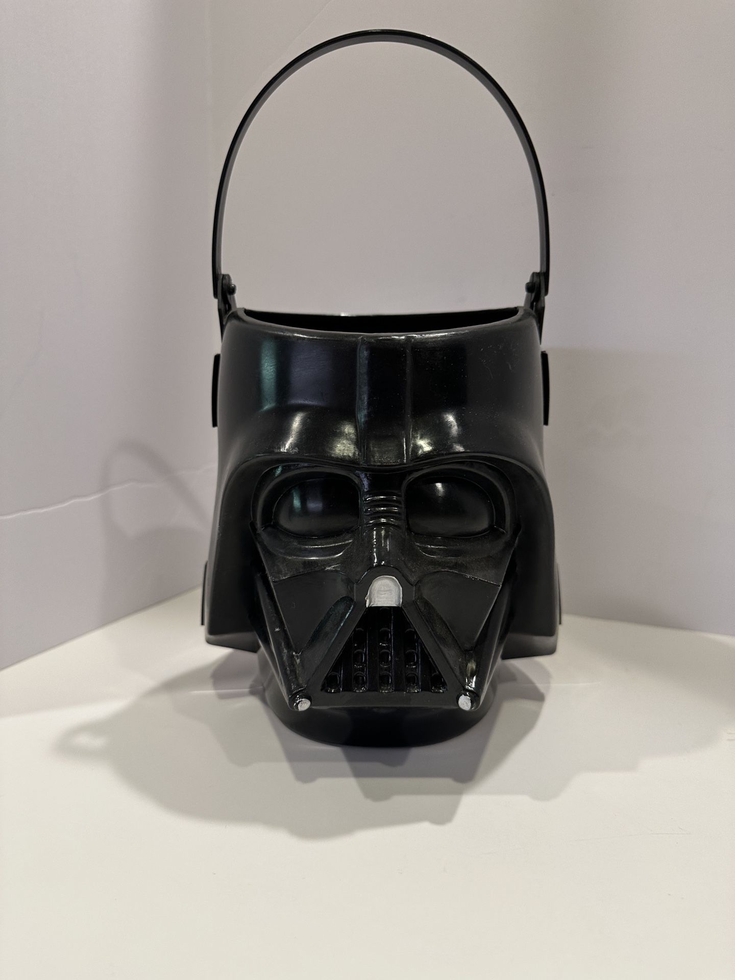 Star Wars Darth Vader Halloween Candy Bucket Trick Or Treat Pail Rubie's 2005
