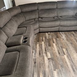 Grey Sectional Powered Recliner Great Condition 