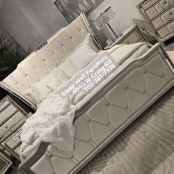 ✨️ King, Cal King, Queen Bed Frame ✨️ Furniture Sectionals, Bedrooms, Dining Avail