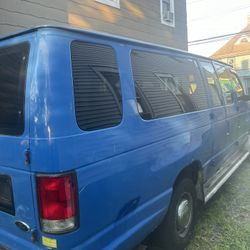 2007 Ford E-350