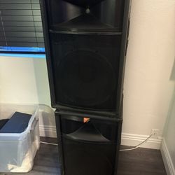 2 JBL Cabaret CAB25 Speakers 