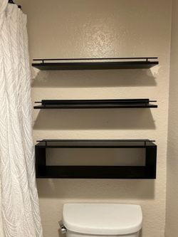 Floating shelves